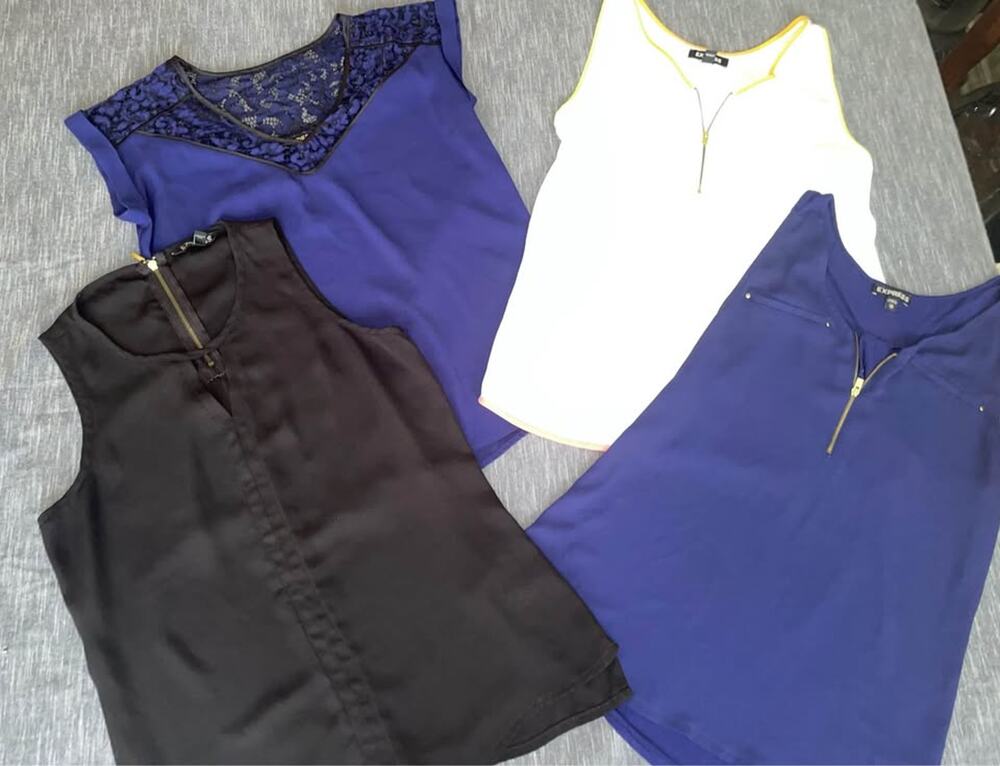 4 Women’s XS sleeveless tops from Express